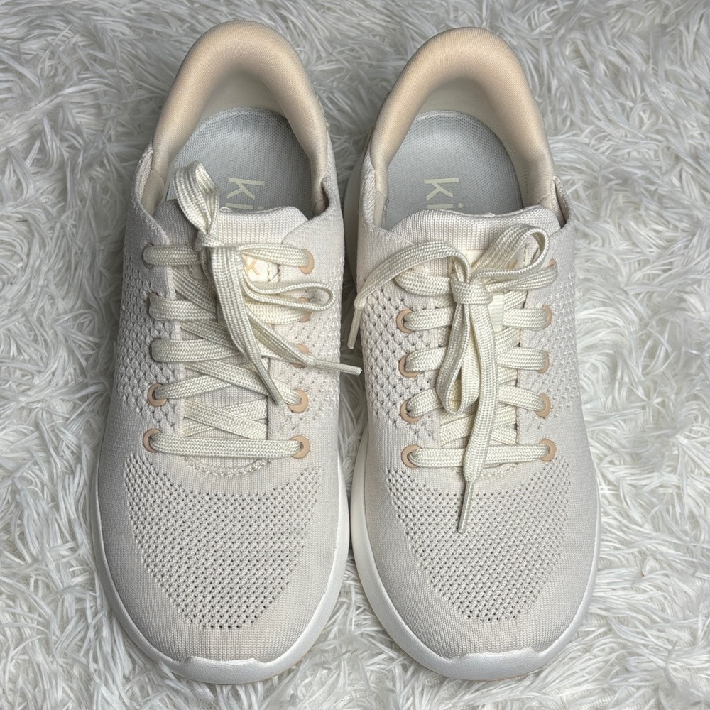 Kizik Lima White Creme Womens Wide Athletic Sneaker - Picture 3 of 10